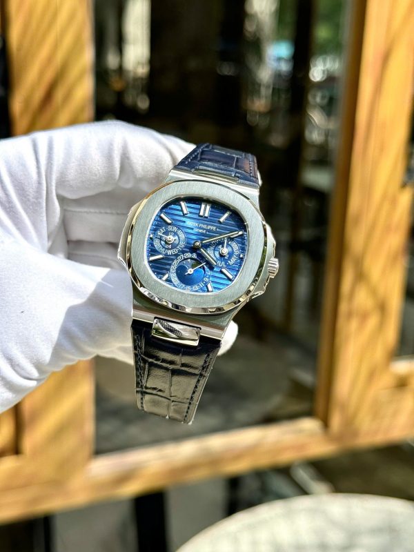 Đồng Hồ Patek Philippe Nautilus 5740G Rep 11 Cao Cấp Nhất Mặt Xanh Blue Xưởng TWS 40mm (7)