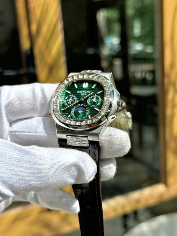 Đồng Hồ Patek Philippe Nautilus 5740G Rep 11 Cao Cấp Nhất Mặt Xanh Lá Xưởng TWS 40mm (9)