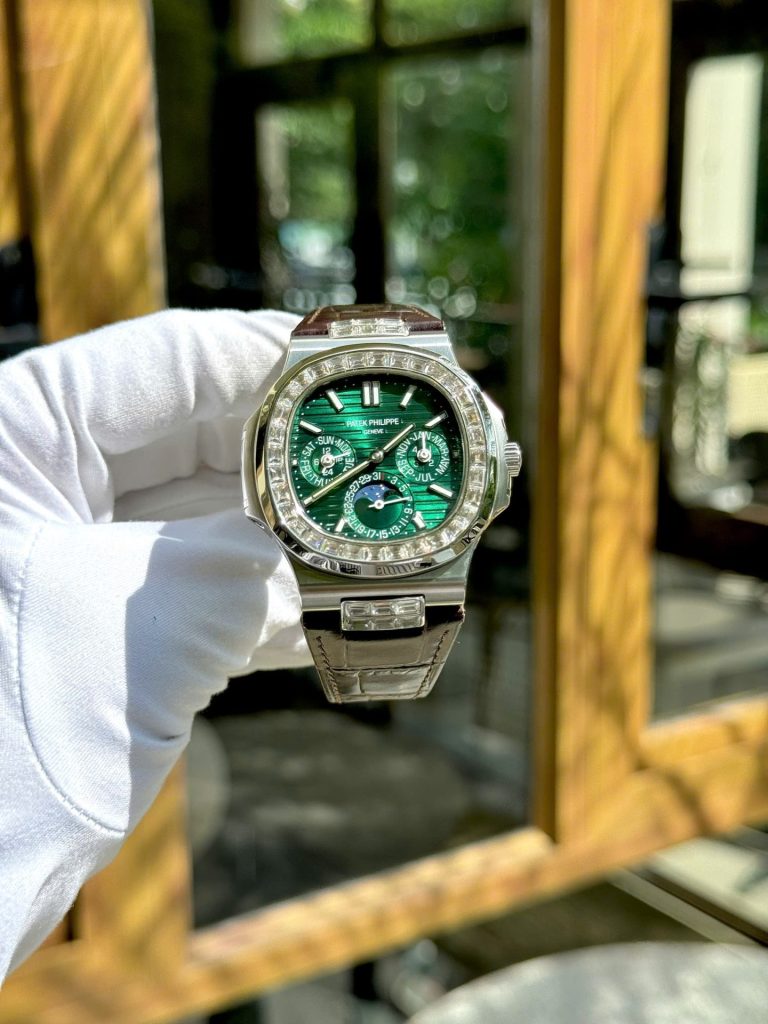 Đồng Hồ Patek Philippe Nautilus 5740G Rep 11 Cao Cấp Nhất Mặt Xanh Lá Xưởng TWS 40mm (9)