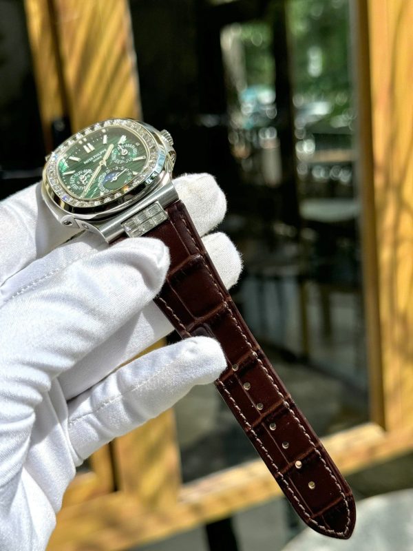 Đồng Hồ Patek Philippe Nautilus 5740G Rep 11 Cao Cấp Nhất Mặt Xanh Lá Xưởng TWS 40mm (9)