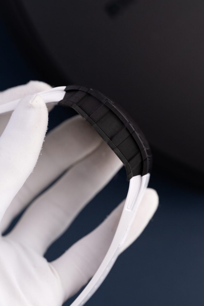 Đồng Hồ Richard Mille Rm35-02 Màu Trắng Rep 11 Vỏ Carbon Siêu Nhẹ Nhà Máy ZF 44mm (1)