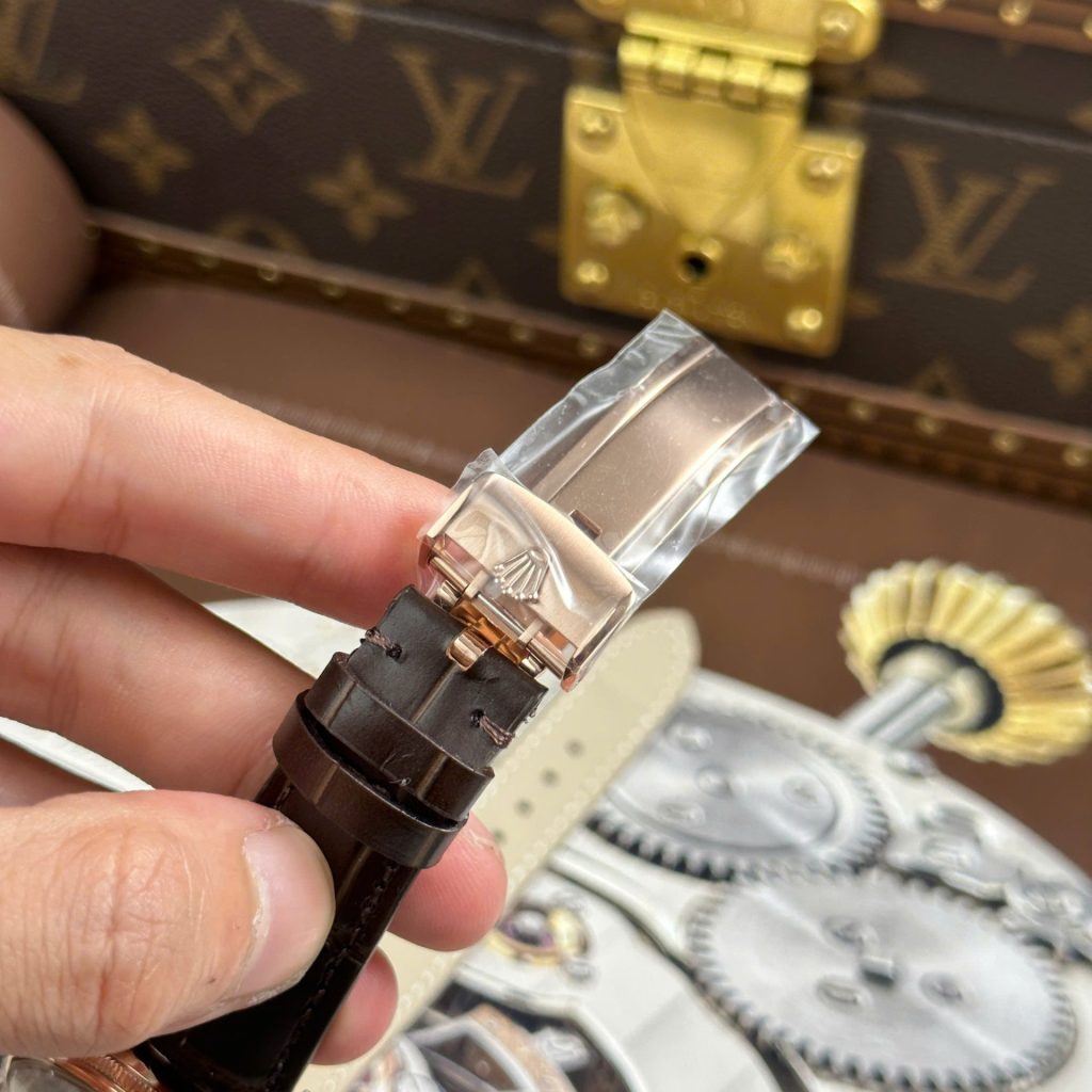 Đồng Hồ Rolex Cellini Moonphase 50535 Rep 11 Mạ Vàng Hồng Dây Da Nâu Xưởng KZ 39mm (2)