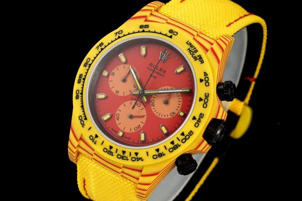 Đồng Hồ Rolex Daytona Diw Carbo Quartz Fiber Volcano Replica Cao Cấp 40mm (3)