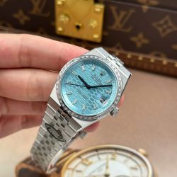 Đồng Hồ Rolex Land-Dweller 127236 Rep 11 Mặt Xanh Băng Họa Tiết Tổ Ong Đính Đá Baguette 36mm (3)