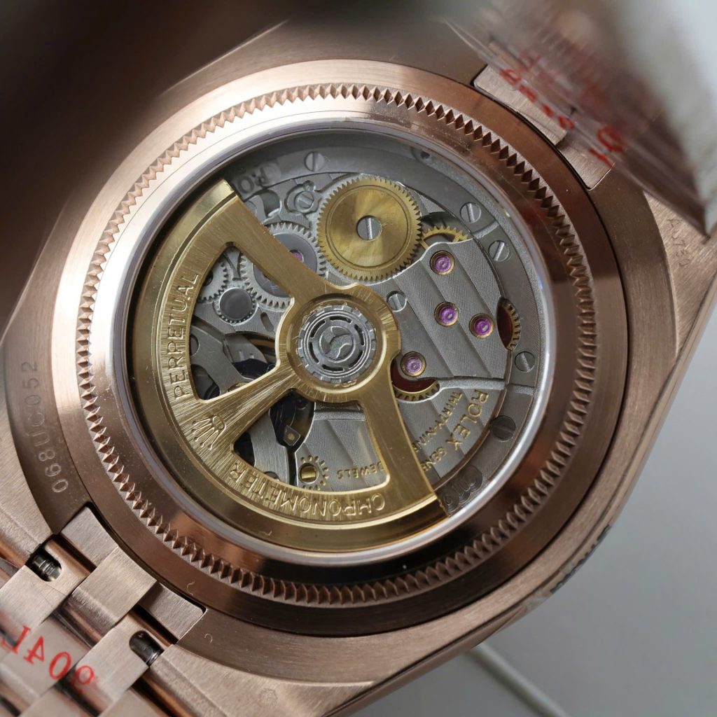 Đồng Hồ Rolex Land-Dweller 127334 Chế Tác Mặt Trắng Họa Tiết Tổ Ong Đính Đá Baguette 40mm (2)