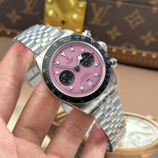 Đồng Hồ Tudor Black Bay Chronograph Replica 11 Mặt Hồng Dây Kim Loại Nhà Máy ZF 41mm (2)