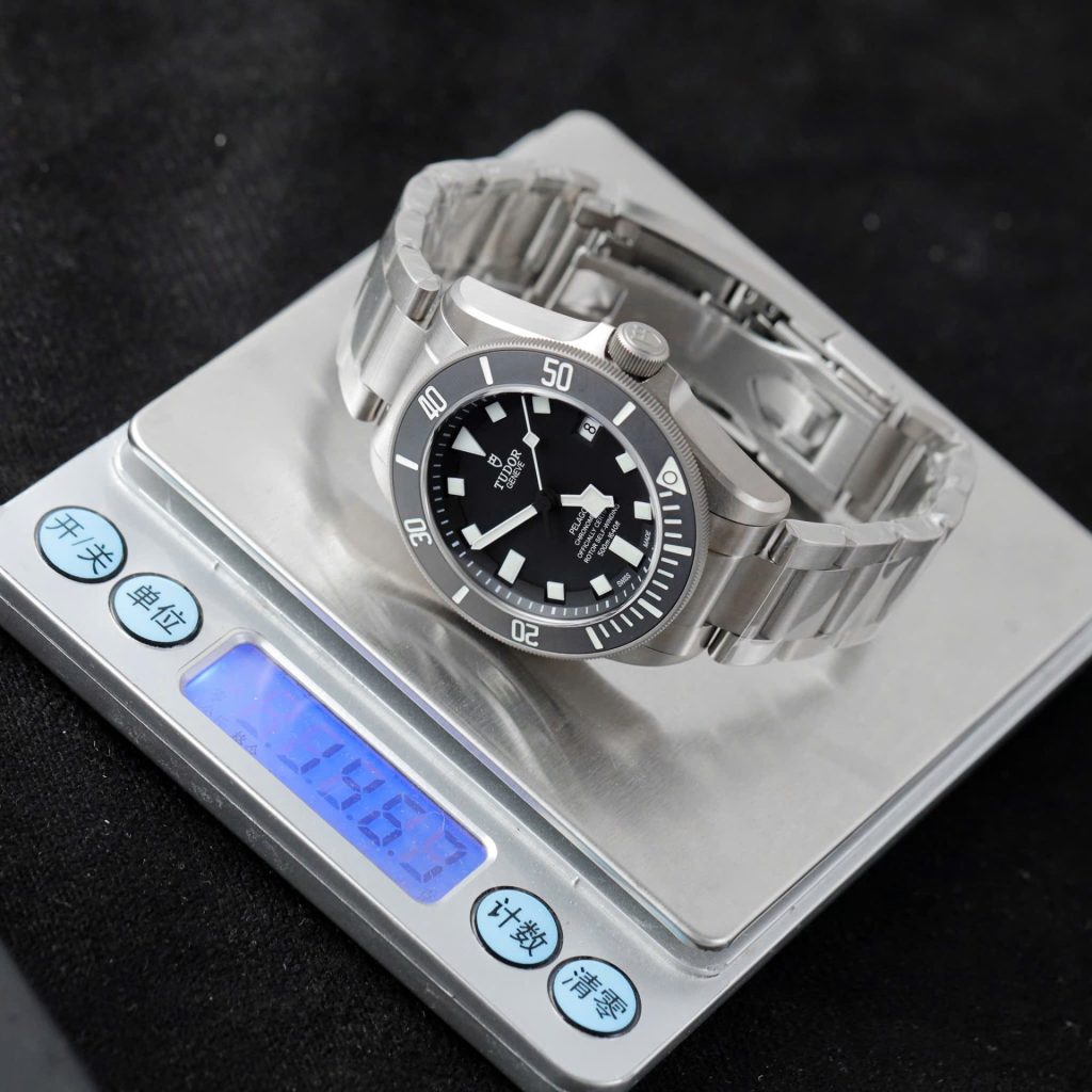 Đồng Hồ Tudor Pelagos 25600TN Replica 11 Mặt Đen Máy Cơ Thụy Sỹ Nhà Máy VS 42mm (2)