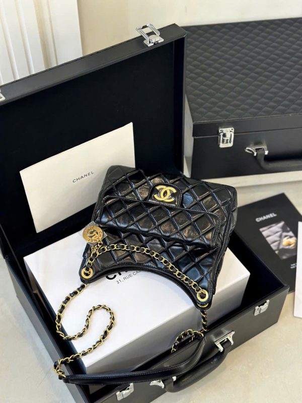 Túi Xách Chanel Hobo Siêu Cấp Nữ Màu Đen Khóa Vàng 22cm (2)