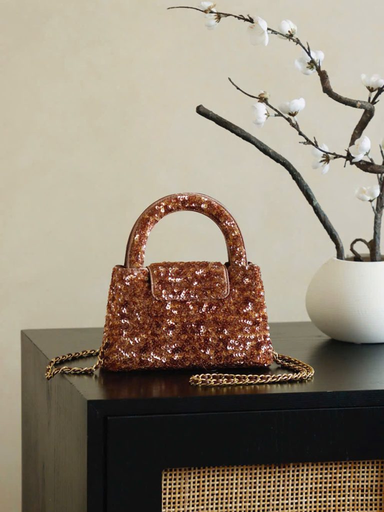Túi Xách Nữ Chanel Kelly Like Auth Màu Nâu Đính Cườm 20cm (2)