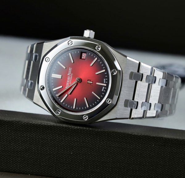 Đồng Hồ Audemars Piguet Royal Oak Extra-thin Jumbo 16202 Replica 11 Mặt Màu Đỏ Đô Nhà Máy ZF 39mm (2)