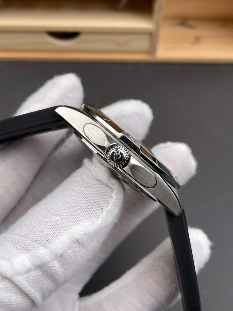 Đồng Hồ Breitling Chronomat P32398101C1S1 Replica 11 Mặt Xám Dây Cao Su 40mm (2)