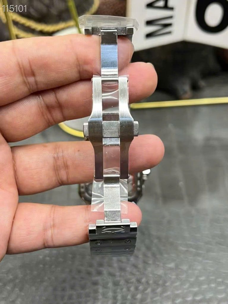 Đồng Hồ Cartier Santos CRWHSA0015 Replica 11 Mặt Lộ Cơ Dây Kim Loại Xưởng THB 39 (2)