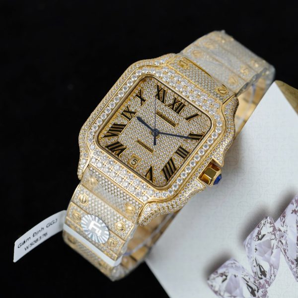 Đồng Hồ Cartier Santos Màu Vàng Chế Tác Đính Full Kim Cương Moissanite 39 (2)