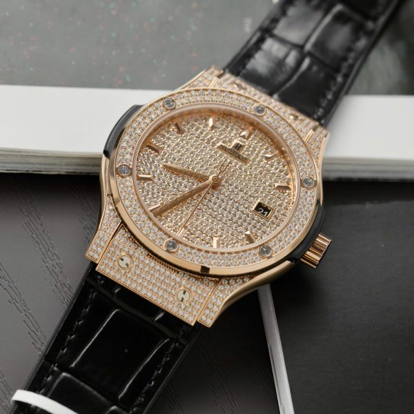 Đồng Hồ Hublot Classic Fussion King Gold Replica 11 Đính Full Kim Cương Moissanite 42mm (2)