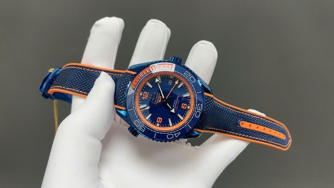 Đồng Hồ Omega Seamaster Planet Ocean Replica 11 Màu Xanh Blue Dây Cao Su Nhà Máy VS 45 (2)