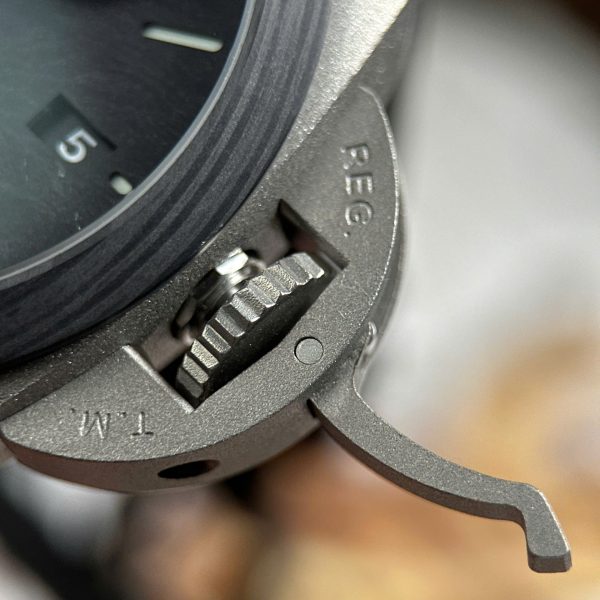 Đồng Hồ Panerai Luminor GMT PAM1096 Replica 11 Automatic Movement Nhà Máy VS 42mm (2)