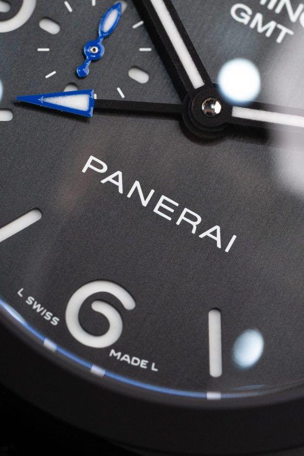 Đồng Hồ Panerai Luminor GMT PAM1176 Replica 11 Vỏ Carbon Dây Vải Nato Xưởng VS 44mm (1)