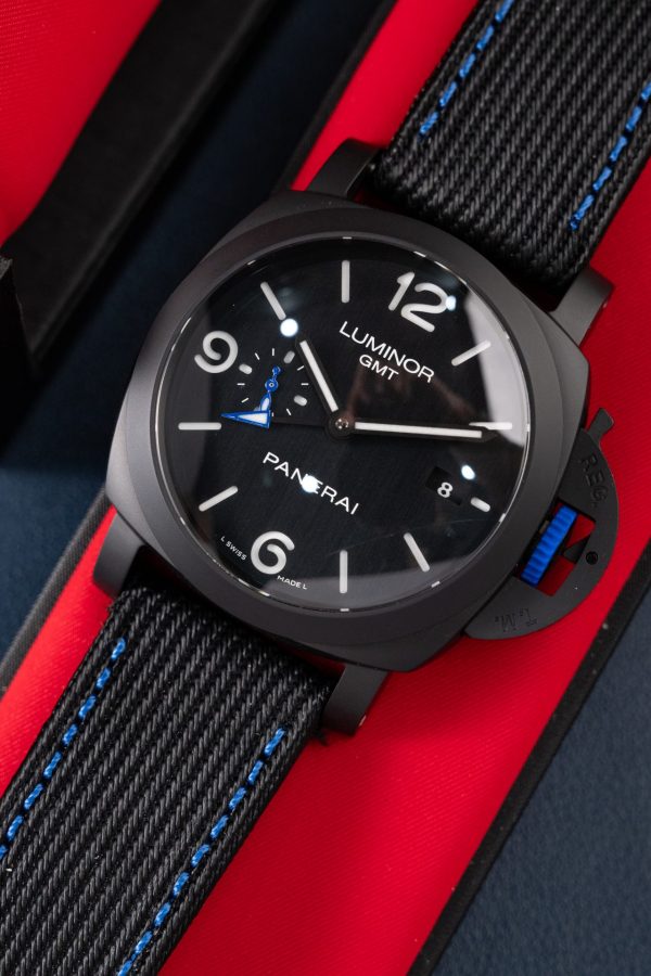 Đồng Hồ Panerai Luminor GMT PAM1176 Replica 11 Vỏ Carbon Dây Vải Nato Xưởng VS 44mm (1)