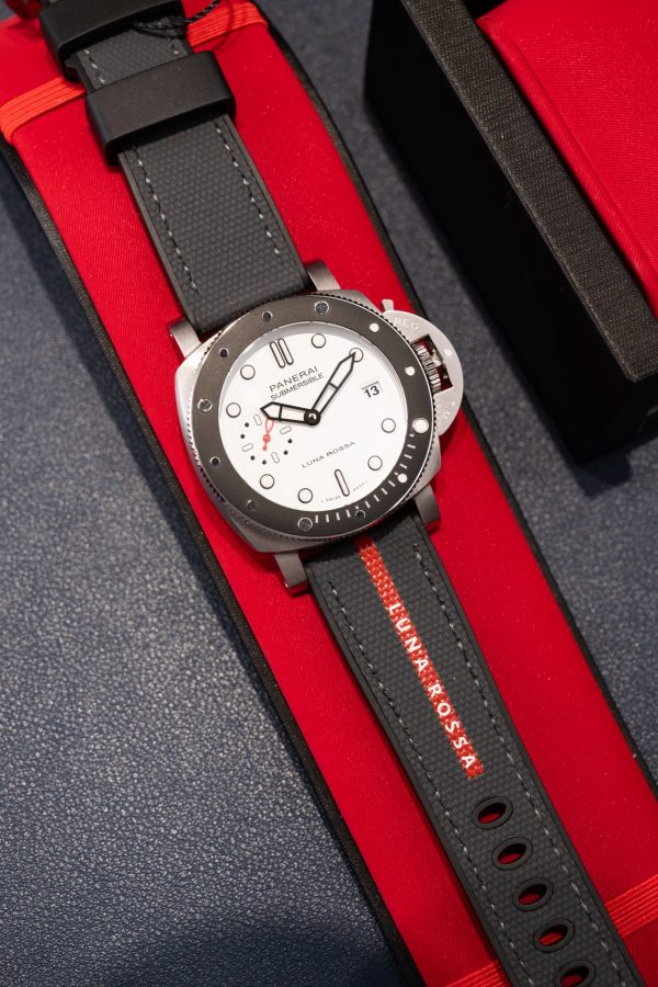 Đồng Hồ Panerai Replica 11 Submersible Luna Rossa PAM1579 Máy Cơ Thụy Sỹ Xưởng VS 42mm (2)