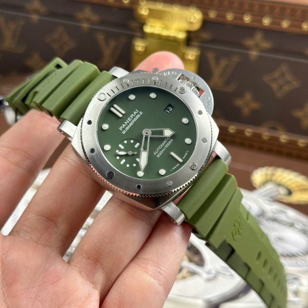 Đồng Hồ Panerai Submersible PAM01055 Replica 11 Màu Xanh Lá Cây Máy Cơ Thụy Sỹ Nhà Máy VS 42mm (2)