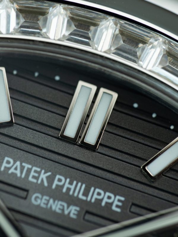 Đồng Hồ Patek Philippe Nautilus 5740 Rep 1 1 Mặt Xám Máy Cơ Tự Động Thụy Sỹ 40mm (1)