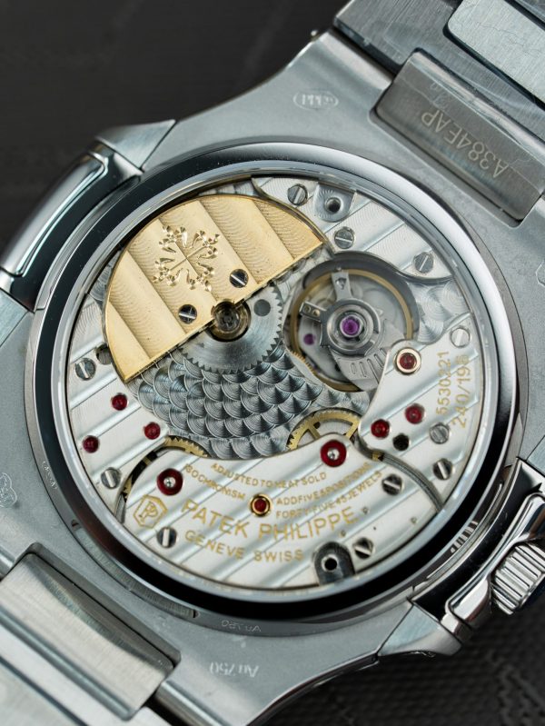 Đồng Hồ Patek Philippe Nautilus 5740 Rep 11 Mặt Trắng Máy Cơ Thụy Sỹ 40mm (1)