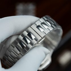 Đồng Hồ Patek Philippe Nautilus 5740 Rep 11 Mặt Trắng Máy Cơ Thụy Sỹ 40mm (1)
