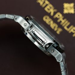 Đồng Hồ Patek Philippe Nautilus 5740 Rep 11 Mặt Trắng Máy Cơ Thụy Sỹ 40mm (1)