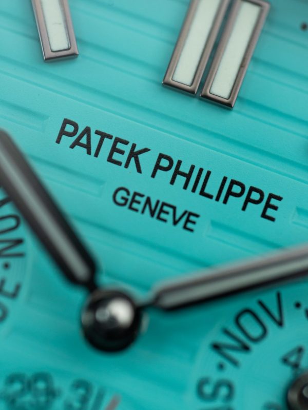 Đồng Hồ Patek Philippe Nautilus 5740 Replica 11 Mặt Tiffany Máy Cơ Thụy Sỹ 40mm (1)