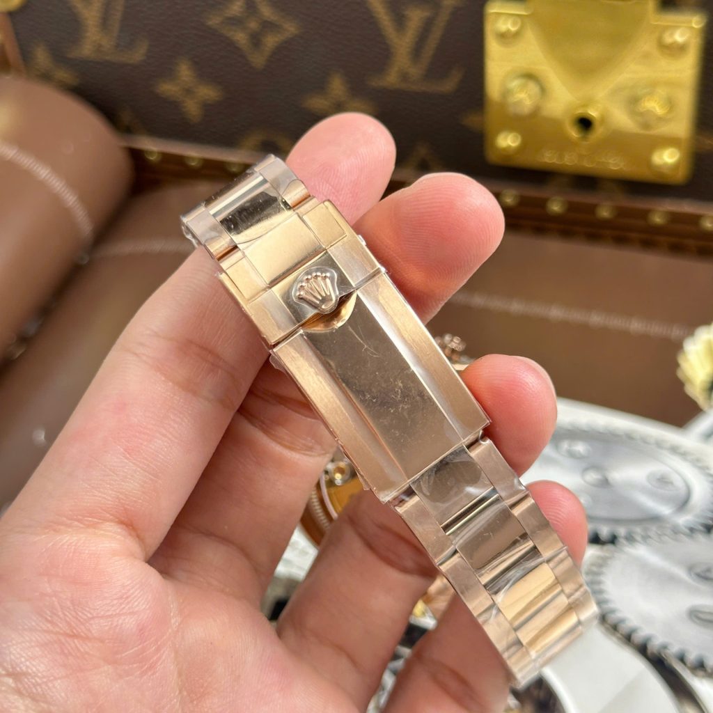 Đồng Hồ Rolex Cosmograph Daytona Le Mans 126525LN Replica 11 Mạ Vàng Hồng Trọng Lượng 173 Grams Xưởng QF 40mm (2)