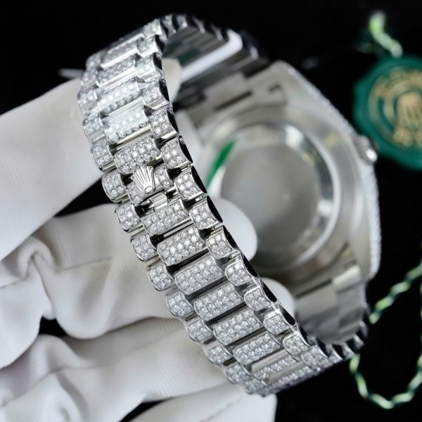 Đồng Hồ Rolex DateJust Cọc Số La Mã Replica 11 Đính Full Kim Cương Moissanite Hong Kong 41mm (2)