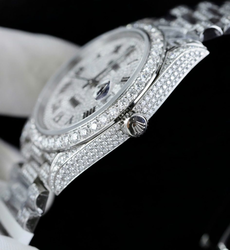 Đồng Hồ Rolex DateJust Cọc Số La Mã Replica 11 Đính Full Kim Cương Moissanite Hong Kong 41mm (2)