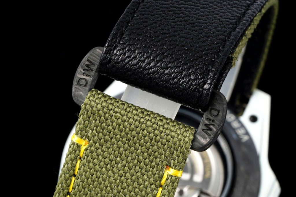 Đồng Hồ Rolex GMT-Master II DiW Replica 11 Vỏ Carbon Trắng Mặt Xám 40mm (2)