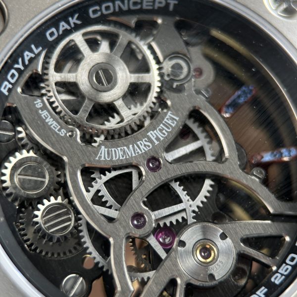 Đồng Hồ Audemars Piguet Royal Oak Titanium 26631IO Spider-Man Chế Tác Cao Cấp 42mm (2)