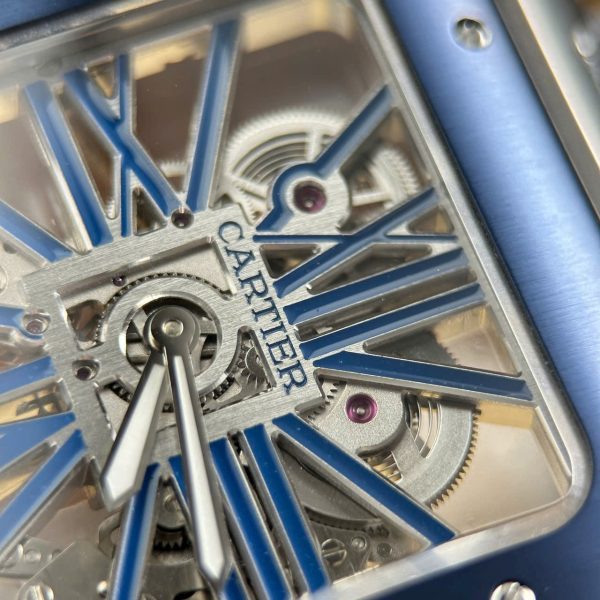 Đồng Hồ Cartier Santos Chế Tác Mặt Lộ Cơ Viền Xanh Dương Dây Kim Loại 39 (2)