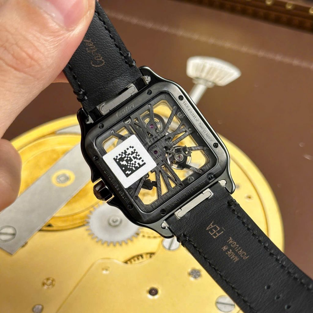 Đồng Hồ Cartier Santos Replica 11 Mặt Số Lộ Cơ Dây Da Màu Đen 39 (2)