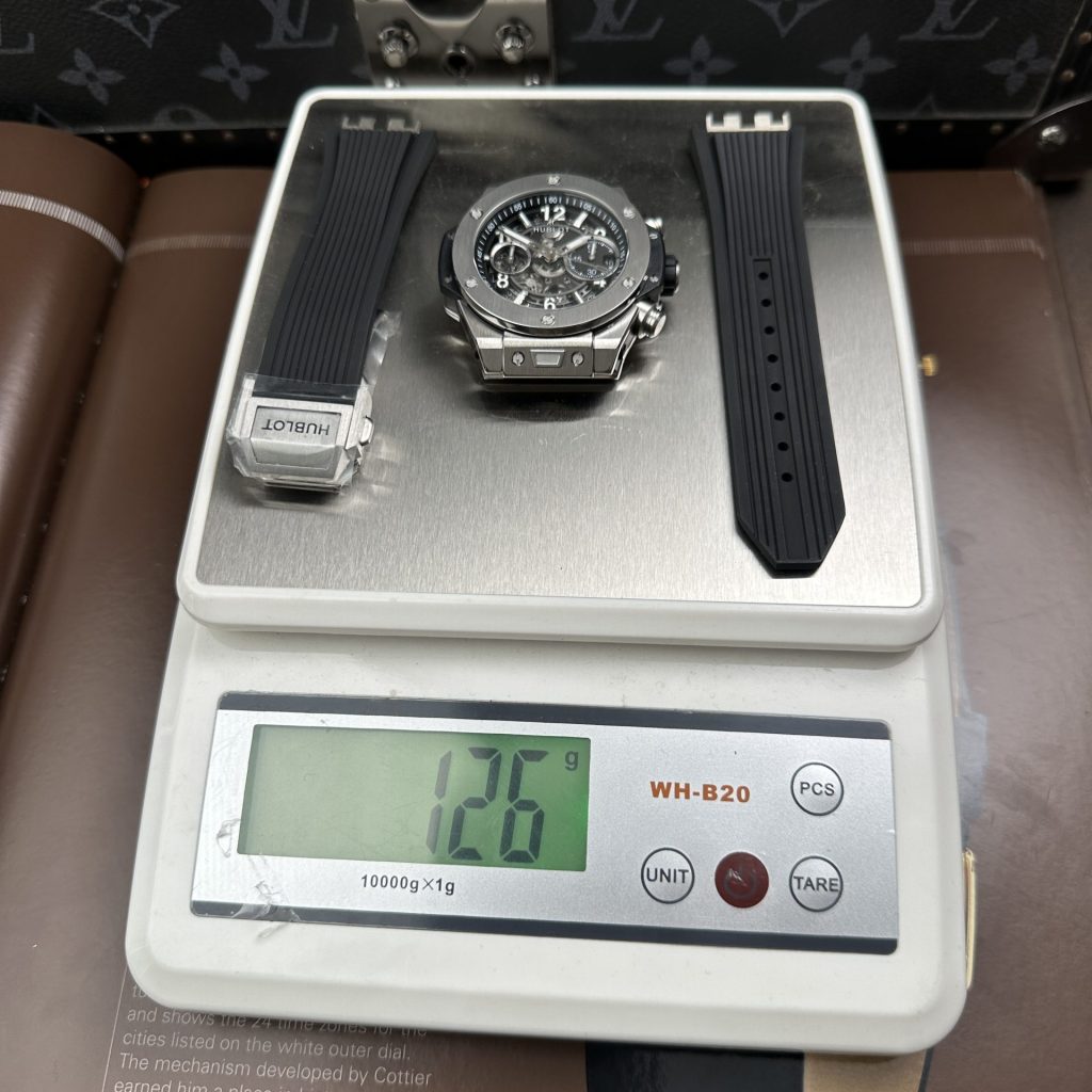 Đồng Hồ Hublot Big Bang Unico Titanium Rep 11 Màu Đen Máy Chronograph 44mm (2)