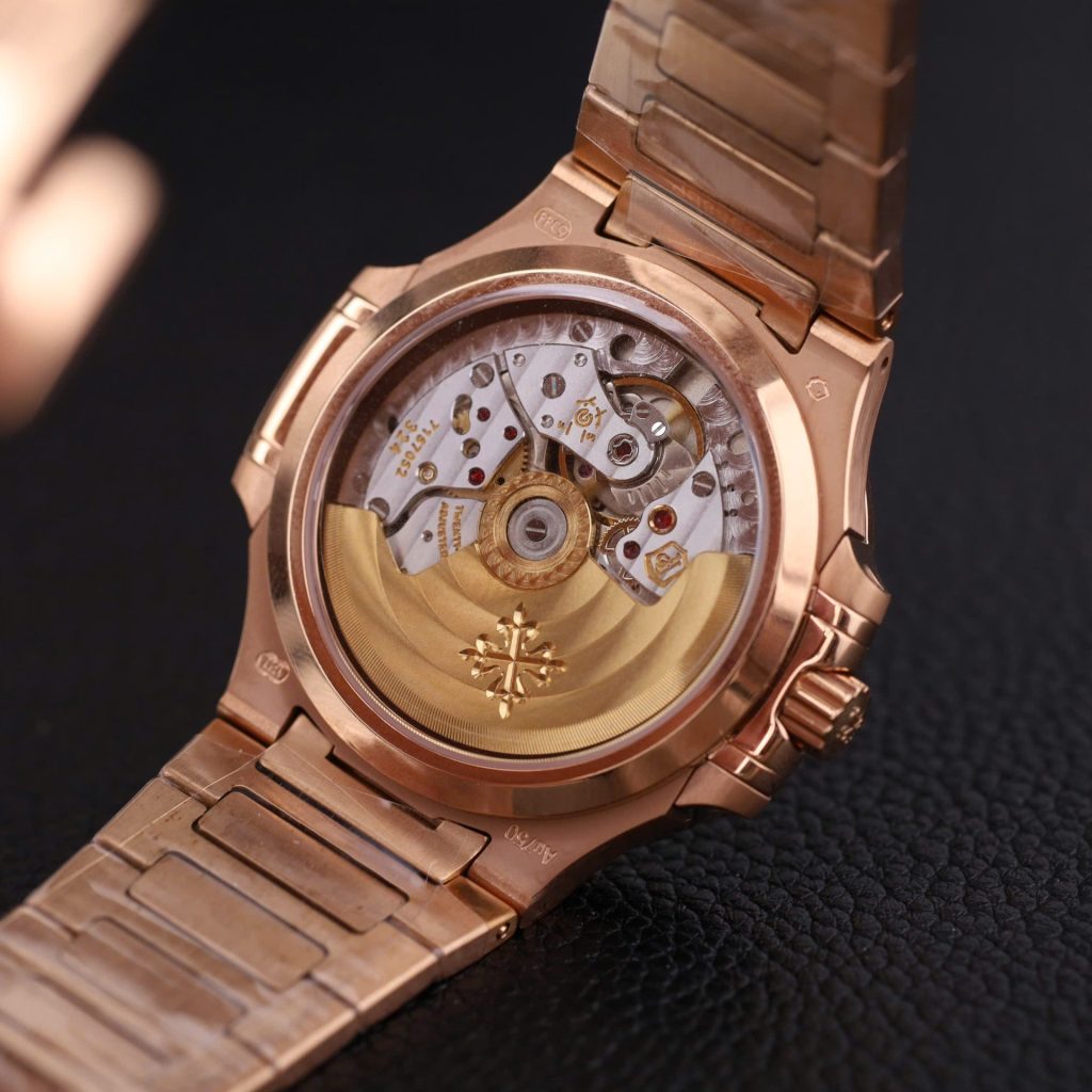 Đồng Hồ Patek Philippe Nautilus 7118 Fake 11 Mạ Vàng Hồng Máy Cơ Thụy Sỹ Nhà Máy GR 35 (2)