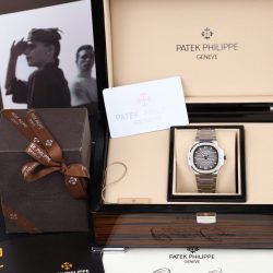 Đồng Hồ Patek Philippe Nautilus 7118 Fake 11 Mặt Xám Viền Đính Đá CZ Nhà Máy GR 35 (2)