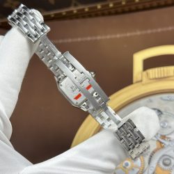 Đồng Hồ Cartier Panthere Small Model Replica 11 Nữ Mặt Xanh Dương Viền Đính Đá 23x30mm (2)