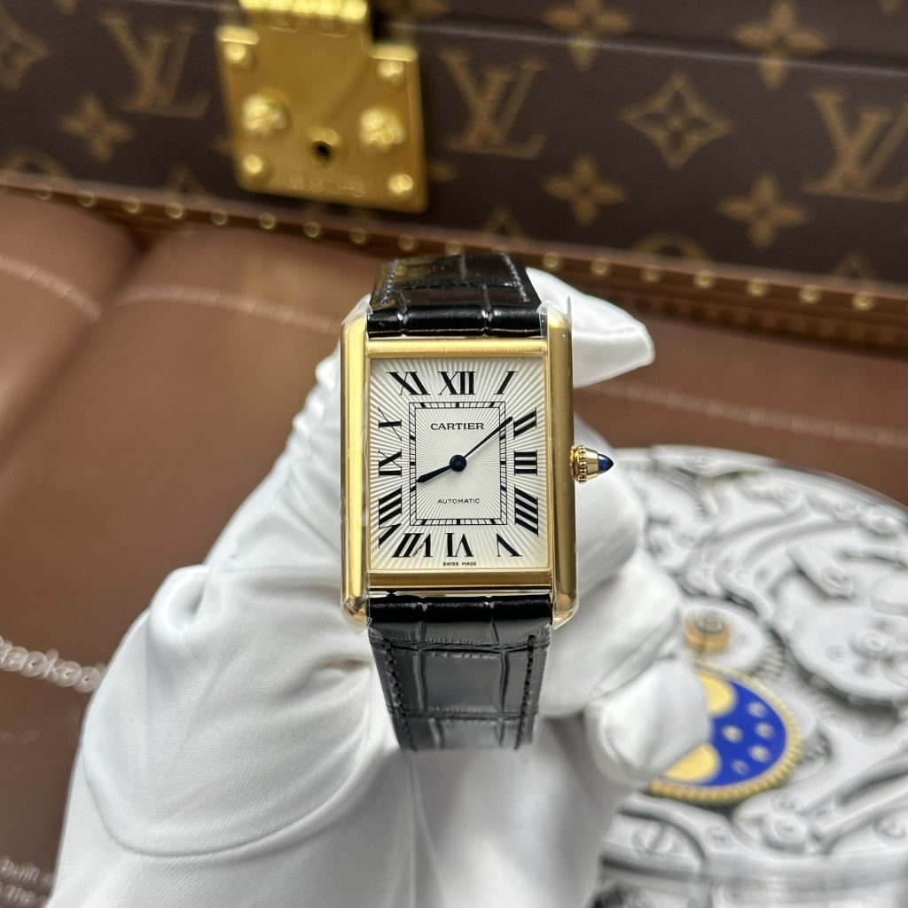Đồng Hồ Cartier Tank Louis Fake 1 1 Mặt Trắng Vỏ Mạ Vàng 27.8×38 (2)