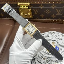Đồng Hồ Cartier Tank Louis Fake 11 Mặt Trắng Dây Da Màu Xám 27.8×38 (2)