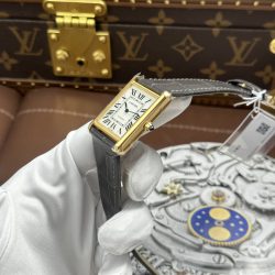 Đồng Hồ Cartier Tank Louis Fake 11 Mặt Trắng Dây Da Màu Xám 27.8×38 (2)