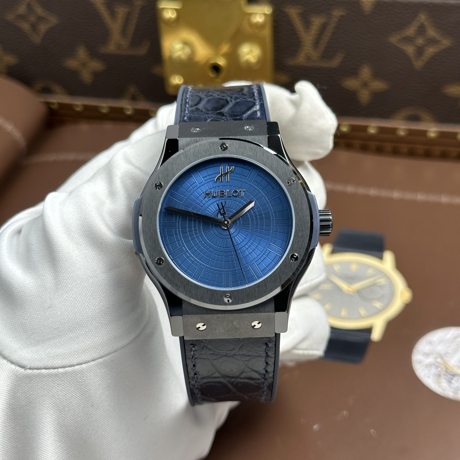 Đồng Hồ Hublot Classic Fusion Boutique Pisa 1940 Edition Replica 11 Dây Cao Su Bọc Da Xưởng JJZ 42mm (12) Đồng Hồ Hublot Classic Fusion Boutique Pisa 1940 Edition Replica 11 Dây Cao Su Bọc Da Xưởng JJZ 42mm (2)