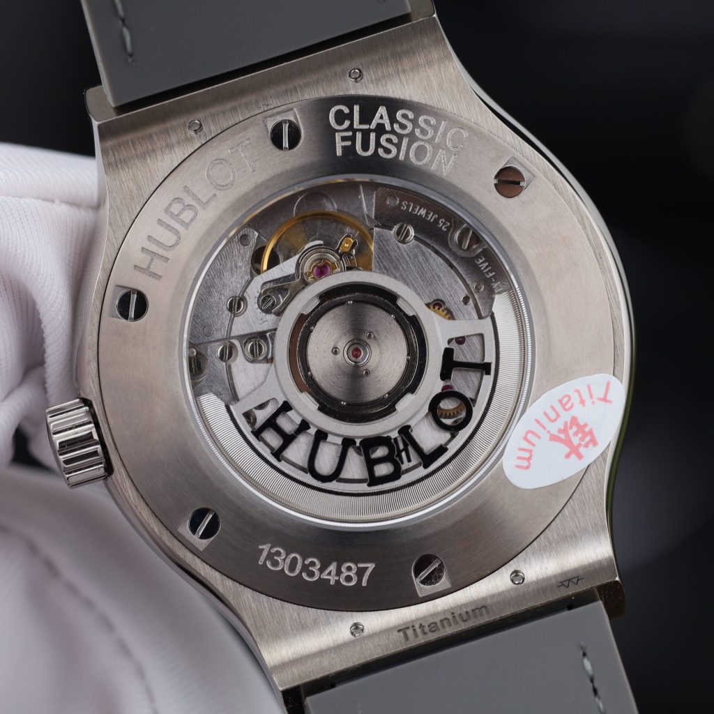 Đồng Hồ Hublot Classic Fusion Replica Cao Cấp Mặt Màu Xám Vỏ Titanium Siêu Nhẹ Xưởng JJZ 42mm (2)