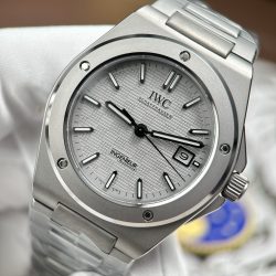 Đồng Hồ IWC Ingenieur Replica Cao Cấp Mặt Số Bạc Máy Thuỵ Sỹ Xưởng V7 40mm (2)
