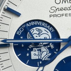 Đồng Hồ Omega Chế Tác Speedmaster Silver Snoopy 50th Anniversary New 2025 42mm (14)