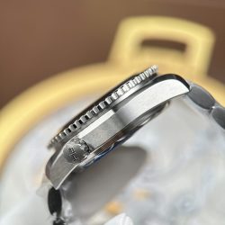 Đồng Hồ Omega Seamaster Planet Ocean 600M Replica 11 Mặt Đen Máy Cơ Thụy Sỹ Nhà Máy VS 39 (2)