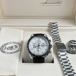 Đồng Hồ Omega Speedmaster Apollo 13 Snoopy Replica 11 Mặt Trắng New 2025 42mm (2)