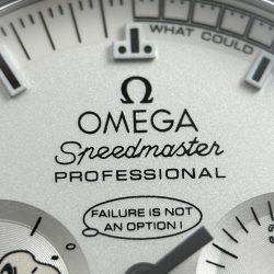 Đồng Hồ Omega Speedmaster Apollo 13 Snoopy Replica 11 Mặt Trắng New 2025 42mm (2)